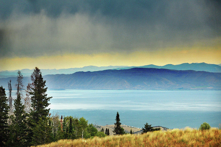 view-of-bear-lake-utah-based-photographer-ryan-houston